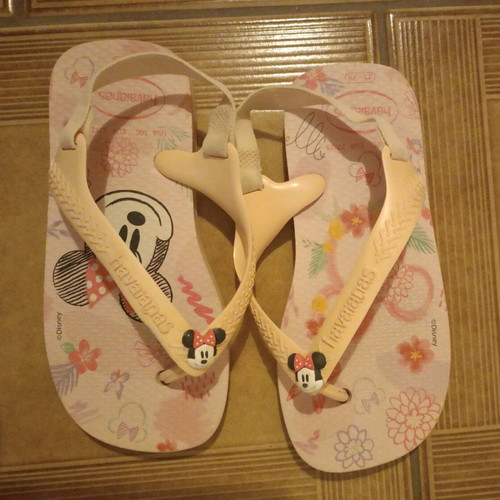 Havaianas flip-flops for girls like new, size 26