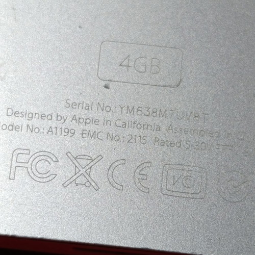 Apple MP3 digital music player with cracked screen