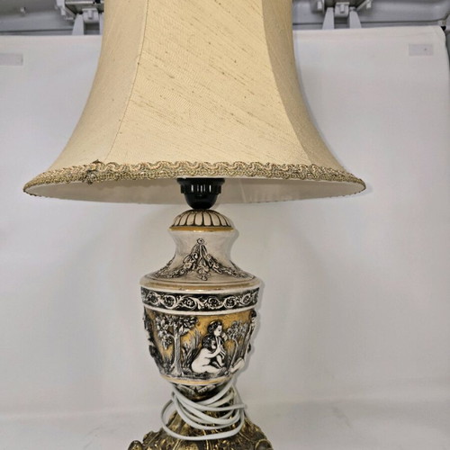 Porcelain table lamp used with vintage brass base