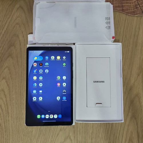 Samsung Galaxy Tab A9 8.7" tablet, 4GB RAM, 64GB, graphite