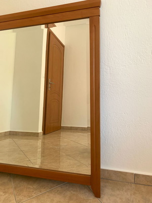 Μεγάλος καθρέφτης τοίχου καινούργιος με ξύλινο πλαίσιο οξυάς