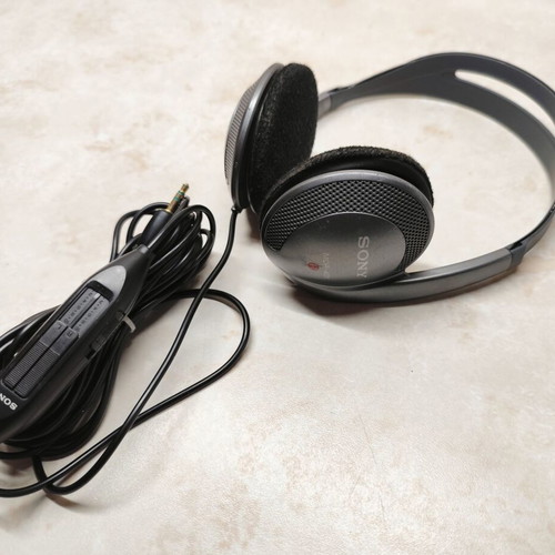 Sony MDR-401 Stereo Headphones used, vintage 90s wired