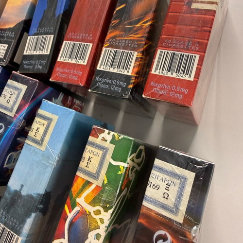 Marlboro Limited Edition 2001 Complete Set of 14 Packs Mint Condition