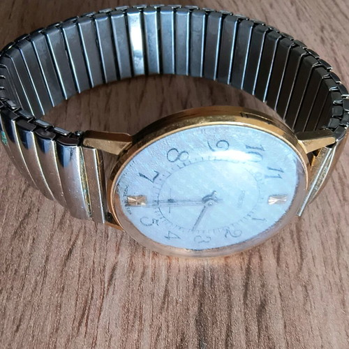 Vintage Pobeda mechanical watch used, gold tone