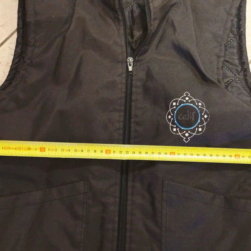 Calif sleeveless children's vest like new, black, size 13-14 years