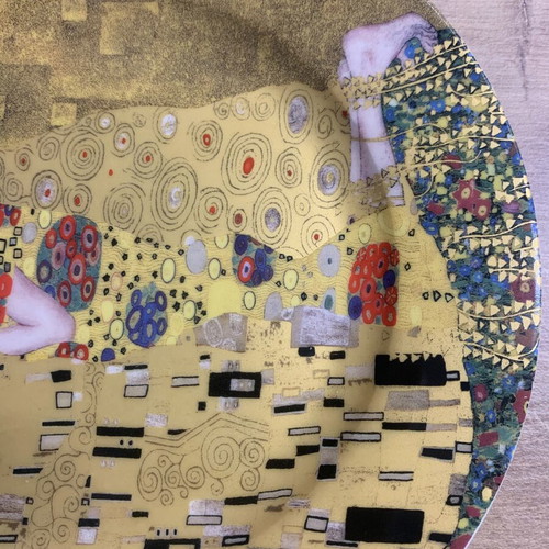 Gustav Klimt The Kiss porcelain dessert plates set of 2 new