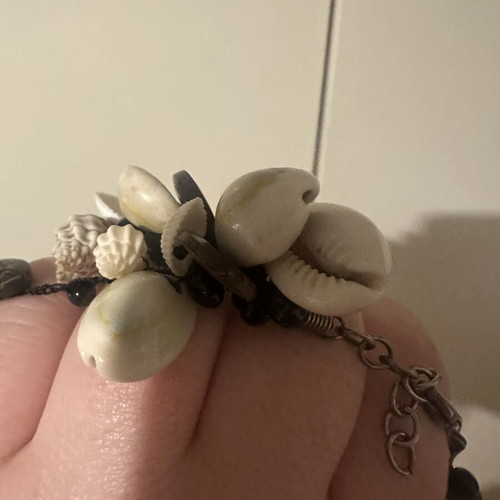 Summer Shell Bracelet like new, handmade with real shells