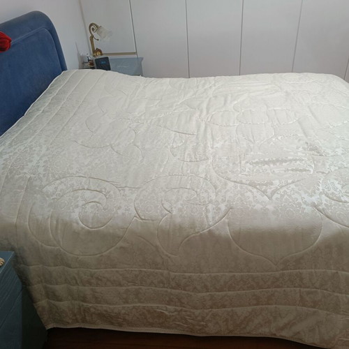 Bridal set quilt and cotton satin sheets new