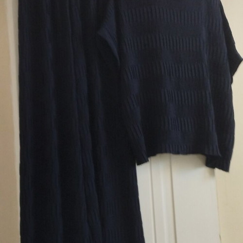 Pleated set used, dark blue, plus size