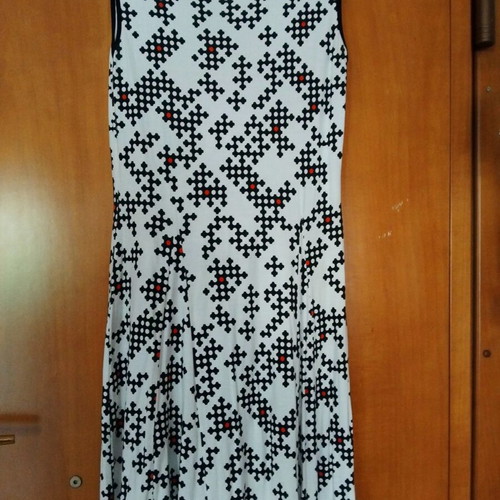 Sleeveless dress like new, black and white with red details, cotton