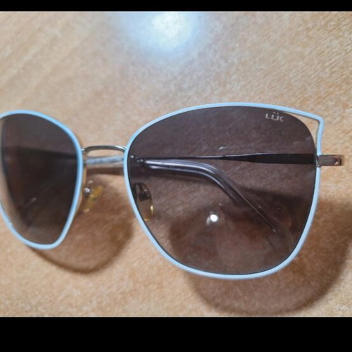 Mati Mati Lük sunglasses like new, white and brown