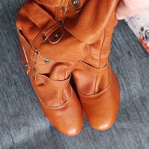 Women's leather boots new, brown, size 37