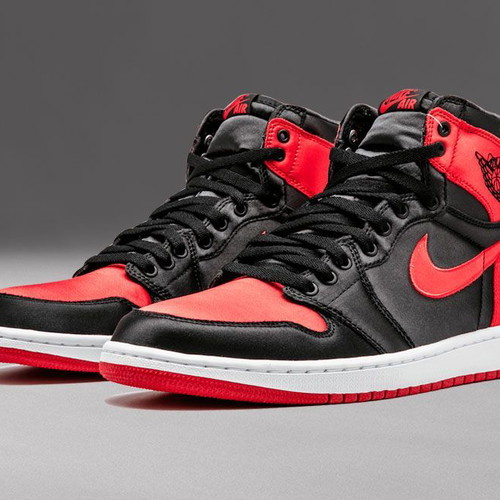 Jordan 1 Retro High OG Satin Bred women's size 38 new