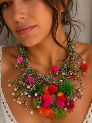 Viva La Frida handmade necklace Frida Italy Positano Antica Sartoria like new, multicolor