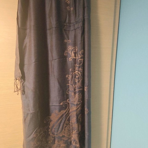 Pashmina new in blue and beige/tobacco colors