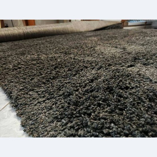 Rugs dark gray like new, set of 2, large and smaller