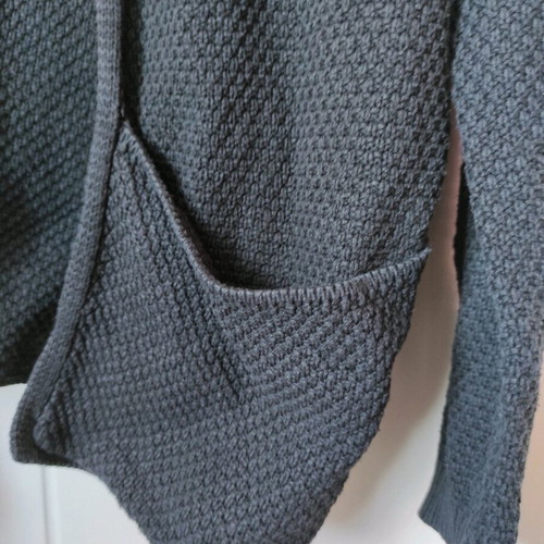 Pull & Bear Black Knitted Cardigan Like New With Wide Pockets