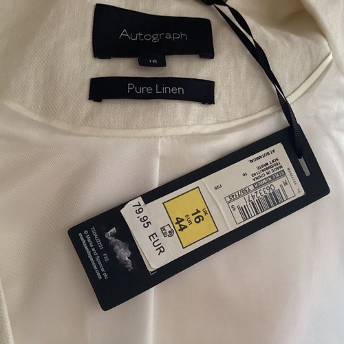 Autograph Pure Linen Ecru Blazer new, timeless chic