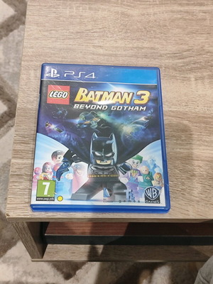 Lego Batman 3 Beyond Gotham игра за PlayStation 4 употребявана