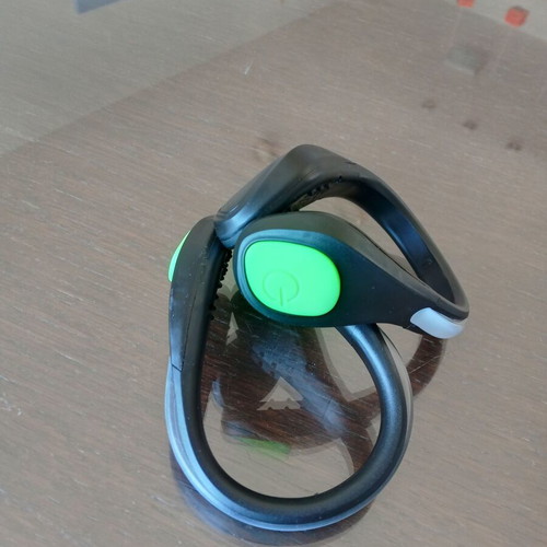 Led safety clips new, set of 2, green light