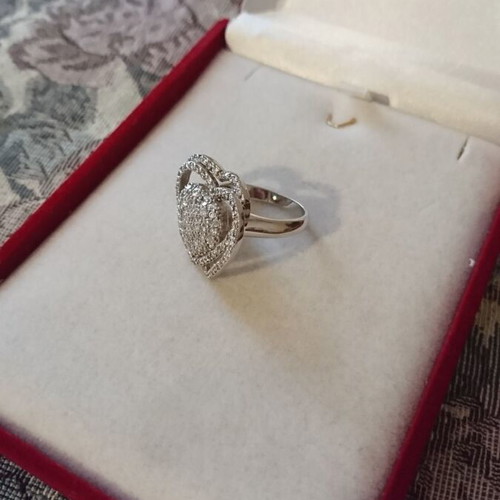 Silver ring heart-shaped like new