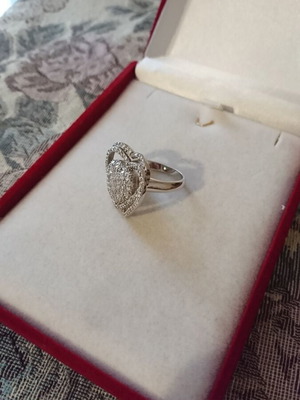 Silver ring heart-shaped like new