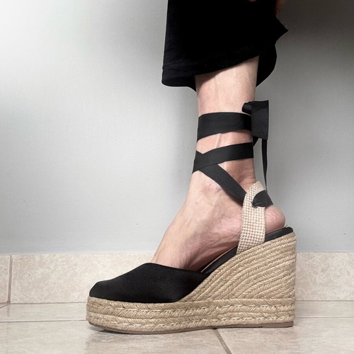 BSB black platform sandals like new, satin and rope, size 40.5-41