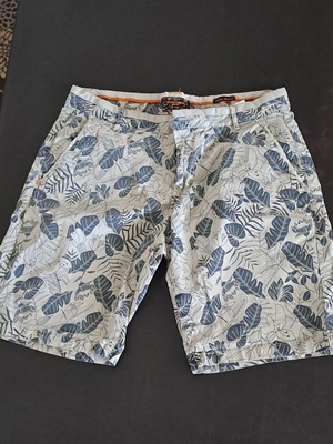 Broker's men's shorts like new, size W34, beige and blue