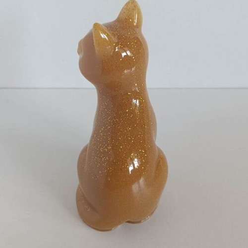 Decorative Golden Cat made of Liquid Glass 10 x 6 cm