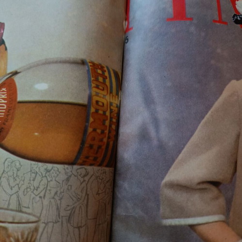 Gynaika magazine volume used with 10 issues from 1961
