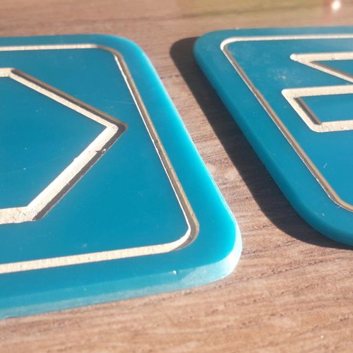Engraved direction signs used, straight arrow 10x10 cm