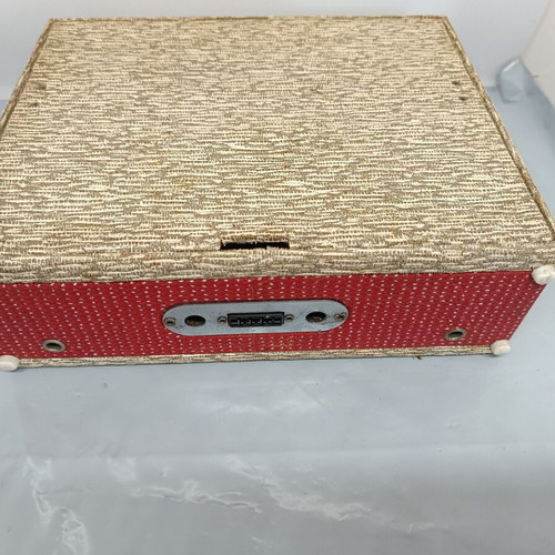 Ever Ready radio England 1960 used, not working