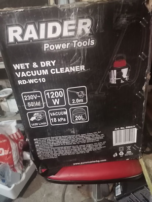 Raider RD-WC14 Wet and Dry Vacuum Cleaner like new, 1400W, 20L