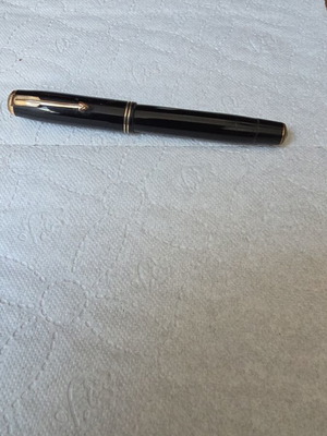 Parker Vacumatic fountain pen, black
