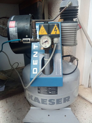 Kaeser Oil Free Compressor like new, single head