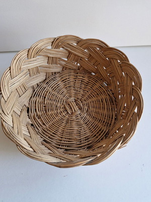 Church bread basket 27cm new