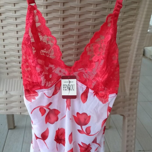 Women's tank top new with tag, size XL