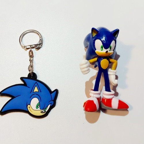 Φιγούρα και μπρελόκ Sonic πακέτο