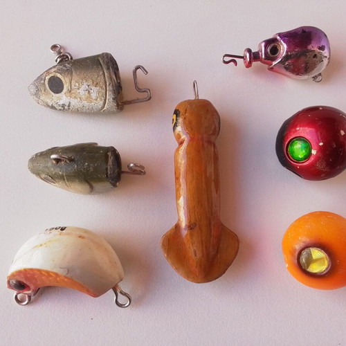 Fishing Equipment Set like new, 18 items including Pregio and Slider Worm