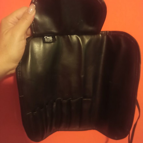 Makeup Brush Case like new, black synthetic croco texture