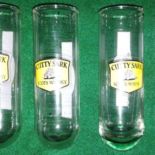 Whisky Cutty Sark & Drambuie promotional items from 1980s like new