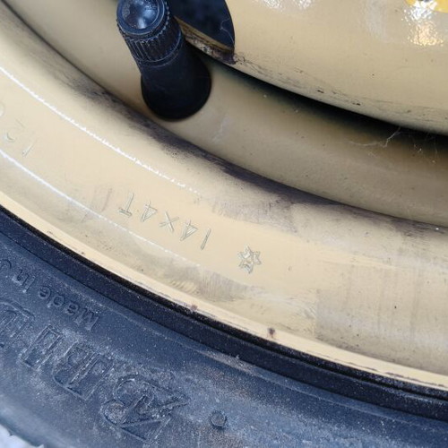 Tire saver T115/70D14 88M used, steel rim beige/yellow