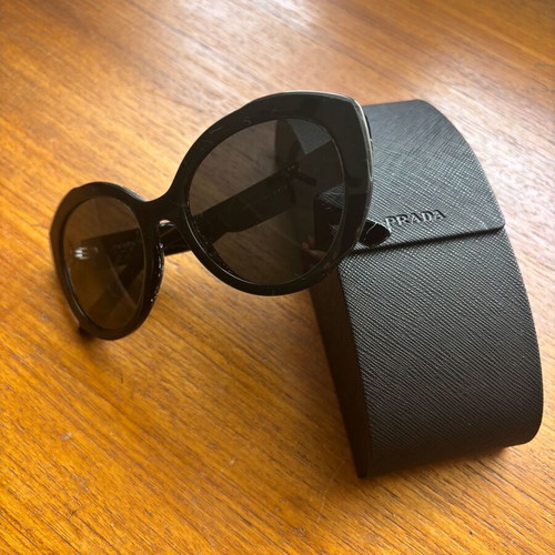 Prada Cat Eye Sunglasses Marble Effect Like New with Case