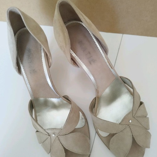 Matie sandals used, beige suede peep toe vintage, size 38