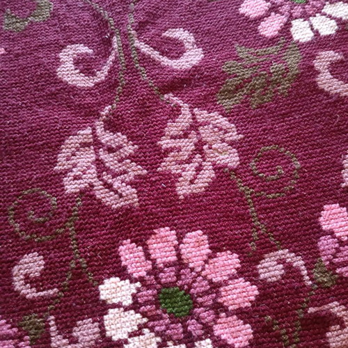 Handmade cross-stitch rug set like new, 3 pieces