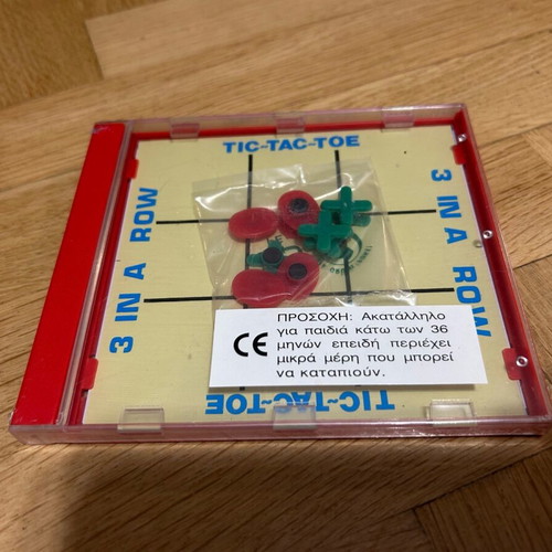Magnetic Tic-Tac-Toe in CD Case Travel Game sealed