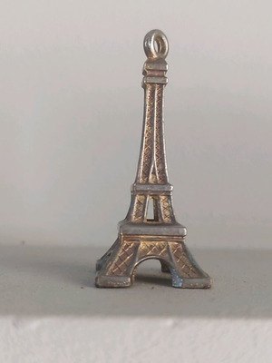 Eifel tower metal decorative used