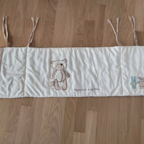 Mothercare baby crib bedding set like new, 4 pieces