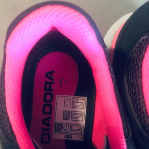 Diadora cycling shoes size 38 like new, black and pink