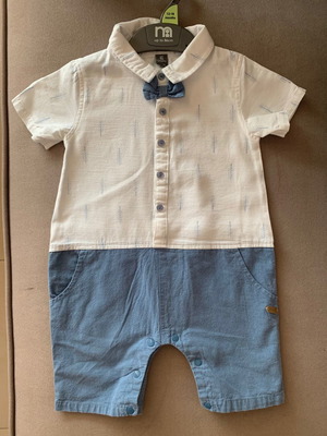 Giggles baby romper 12-18 months used with bow tie